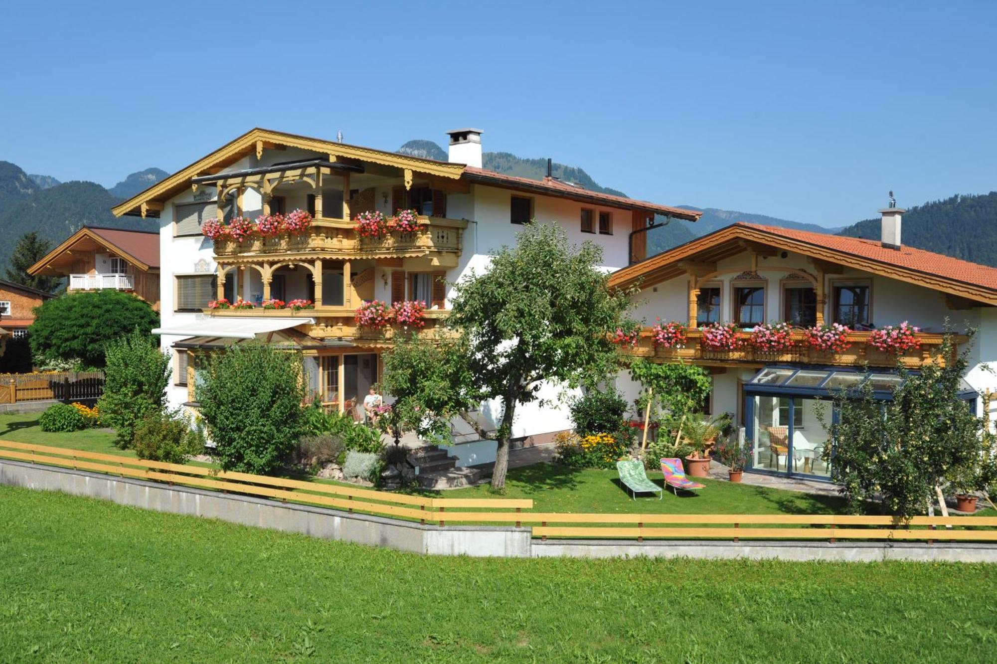 ホテル Haus Unterberg ケセン エクステリア 写真