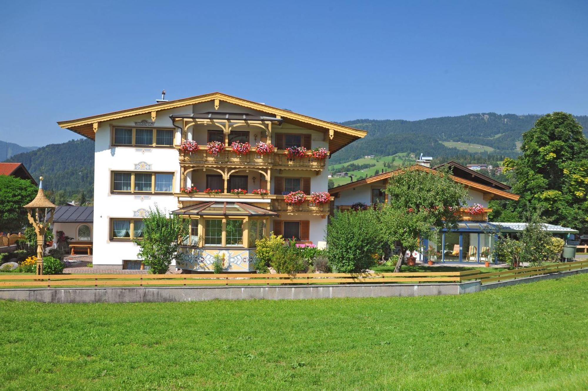 ホテル Haus Unterberg ケセン エクステリア 写真